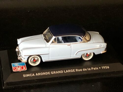 SIMCA ARONDE GRAND LARGE Rue de la paix 1956