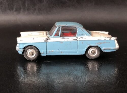 CORGI TOYS ANCIENNE - TRIUMPH HERALD COUPE - N° 231