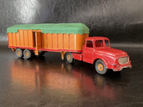 DINKY SUPERTOYS - Tracteur Willème  et remorque Fruehauf - N° 36B